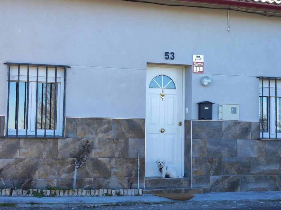 Miraleon Villa Exterior photo